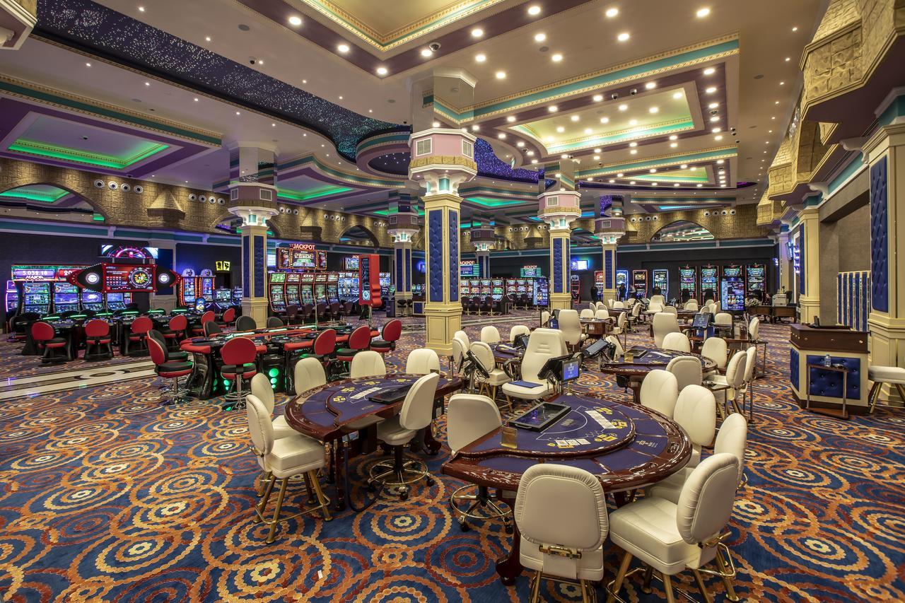 סבילנגראד Merit Grand Mosta Spa Hotel & Casino מראה חיצוני תמונה